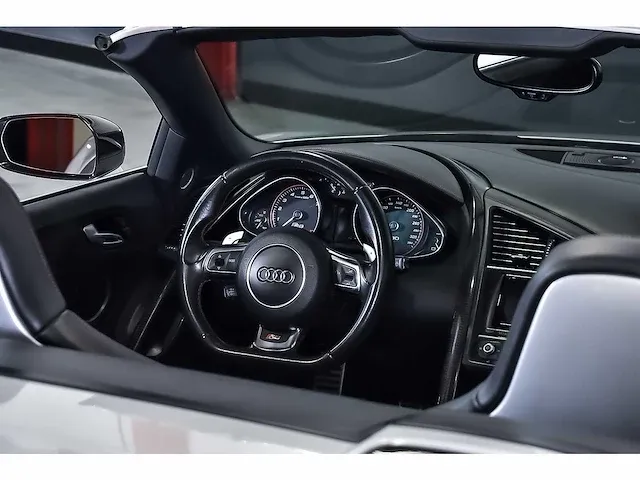 Audi r8 convertible 5,2l v10 fsi - 2015 - afbeelding 51 van  88