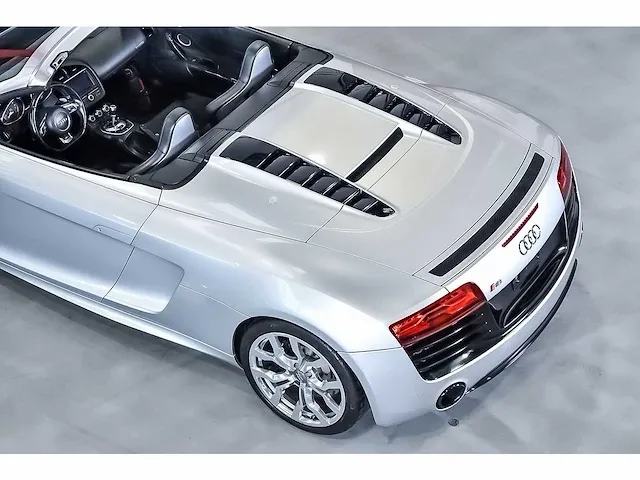 Audi r8 convertible 5,2l v10 fsi - 2015 - afbeelding 54 van  88