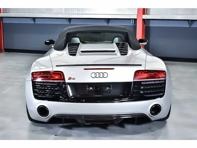Audi r8 convertible 5,2l v10 fsi - 2015 - afbeelding 55 van  88