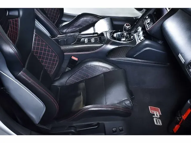 Audi r8 convertible 5,2l v10 fsi - 2015 - afbeelding 80 van  88