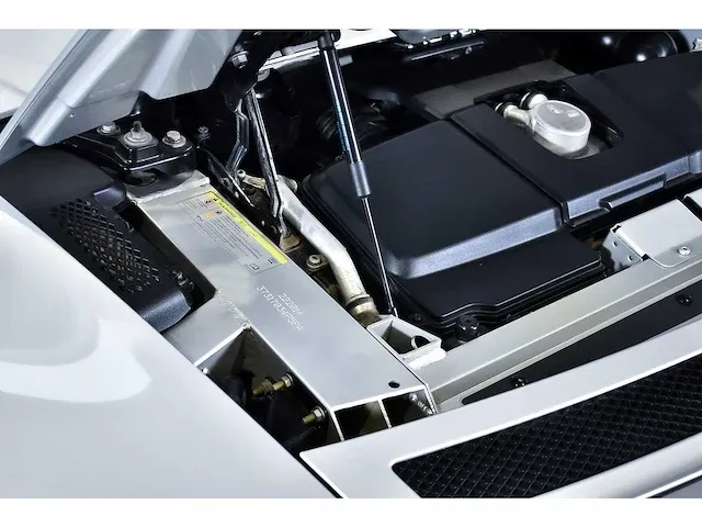 Audi r8 convertible 5,2l v10 fsi - 2015 - afbeelding 85 van  88