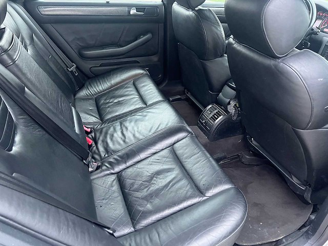 Audi s6 - 2005 - afbeelding 26 van  26