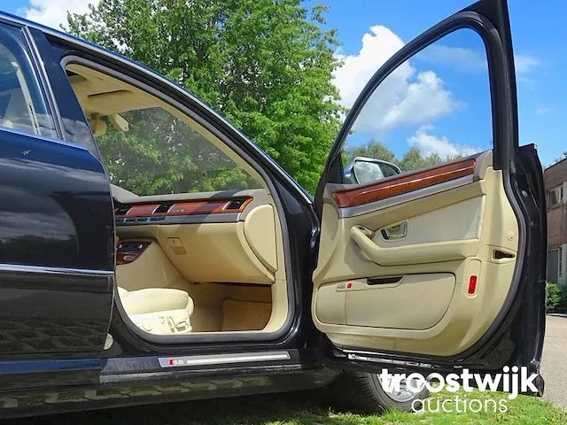 Audi s8 5.2 fsi v10 - afbeelding 13 van  57