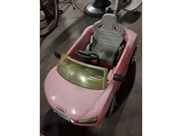 Audi steekwagen l 880mm b 480mm - afbeelding 1 van  5