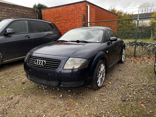 Audi tt - afbeelding 1 van  16