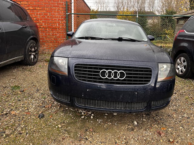 Audi tt - afbeelding 9 van  16