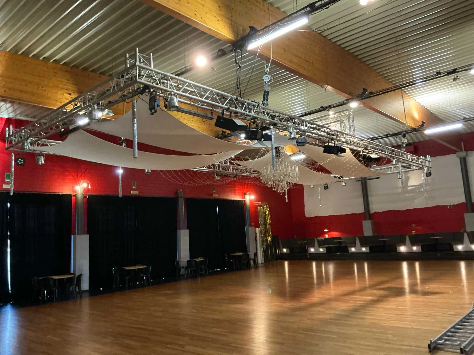 Audio materiaal wegens faillissement