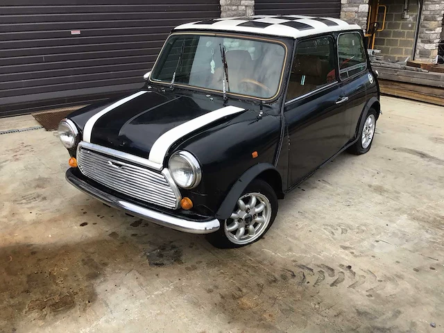 Austin mini oldtimers > 15 - afbeelding 17 van  22