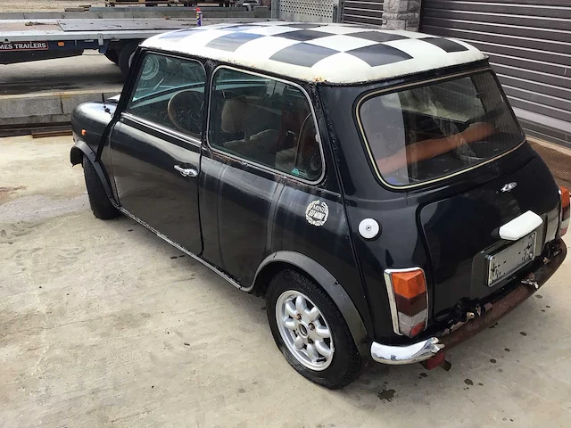 Austin mini oldtimers > 15 - afbeelding 18 van  22