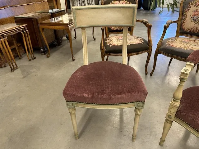 Authentieke stoelen - afbeelding 3 van  5