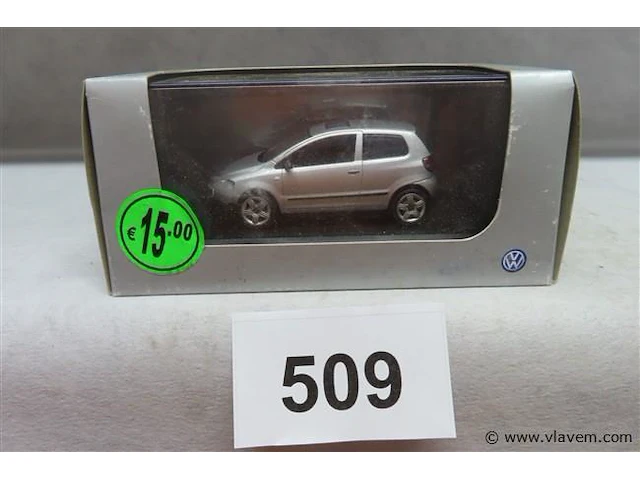 Auto 1 stuk - afbeelding 1 van  3