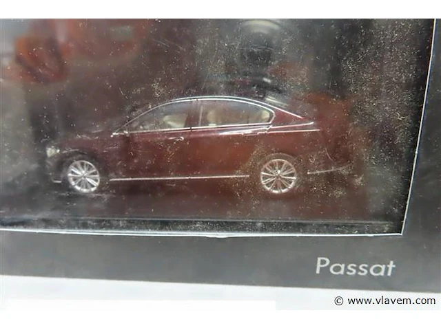 Auto 1 stuk - afbeelding 2 van  3