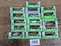 Auto 16 stuks - afbeelding 1 van  4