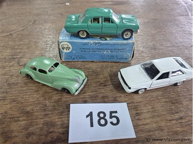Auto 3 stuks - afbeelding 1 van  4