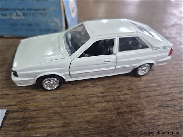 Auto 3 stuks - afbeelding 4 van  4