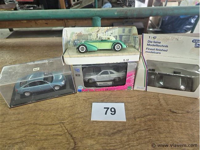 Auto 4 stuks - afbeelding 1 van  3