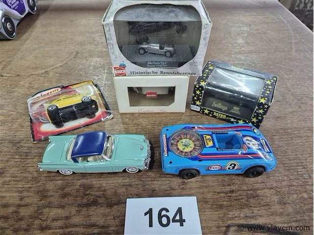 Auto 6 stuks - afbeelding 1 van  4