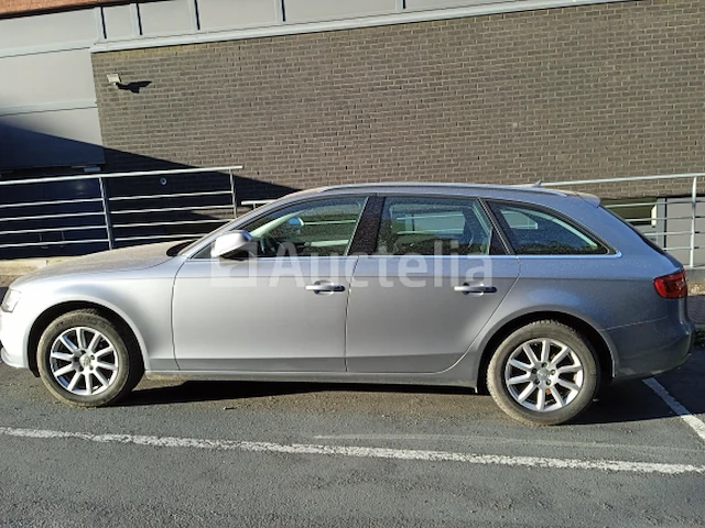 Auto audi a4 avant (2015-311.812 km-vin:wauzzz8k6fa125687) - afbeelding 1 van  19