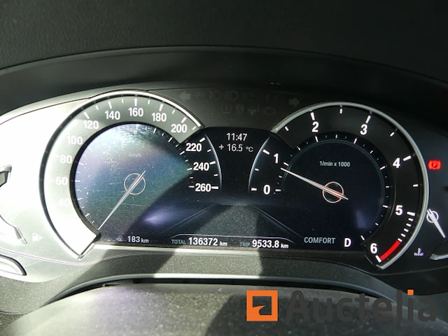 Auto bmw 520d touring (2018-136.372 km) - afbeelding 12 van  26