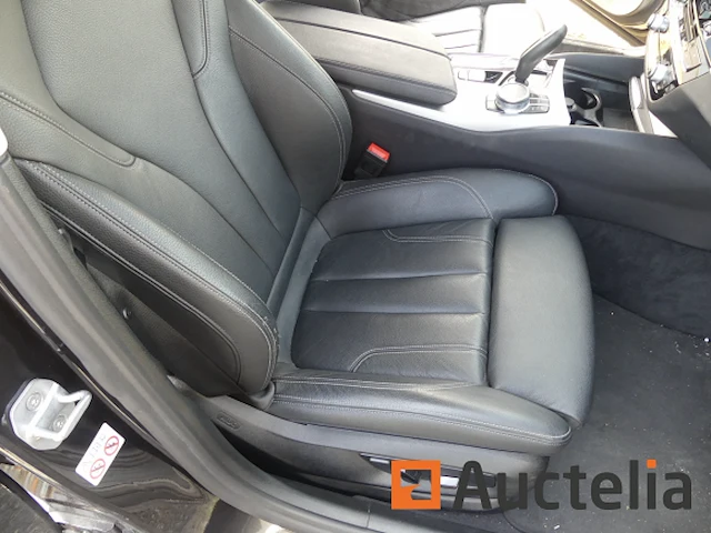 Auto bmw 520d touring (2018-136.372 km) - afbeelding 19 van  26