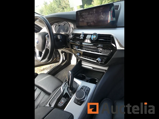 Auto bmw 520d touring (2018-136.372 km) - afbeelding 21 van  26