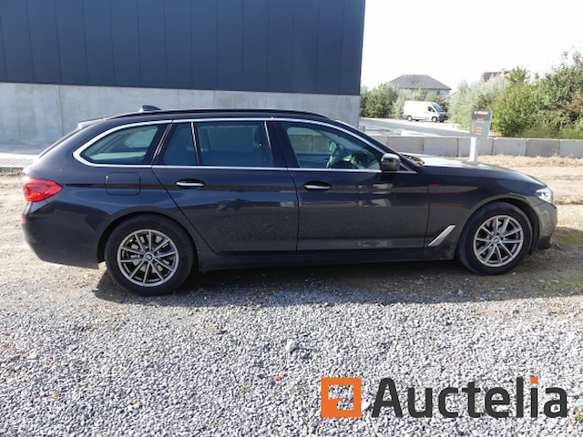 Auto bmw 520d touring (2018-136.372 km) - afbeelding 23 van  26
