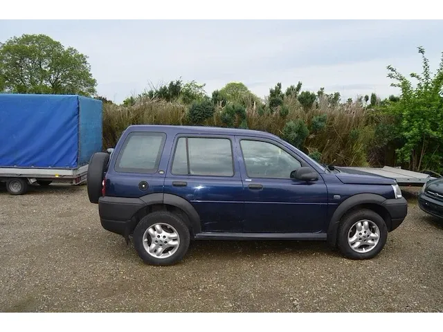 Auto dubbel gebruik landrover freelander, type ln, variant be, versie 018, ch.nr. sallnabe82a214527, bouwjaar 09.10.2002 (sleutel en alle boorddocumenten) (22) - afbeelding 16 van  28