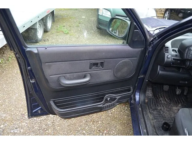 Auto dubbel gebruik landrover freelander, type ln, variant be, versie 018, ch.nr. sallnabe82a214527, bouwjaar 09.10.2002 (sleutel en alle boorddocumenten) (22) - afbeelding 25 van  28
