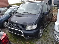Auto dubbel gebruik mercedes viano v220cdi, type 638/2, variant ybf0, versie d4aab1, ch.nr. vsa63829413345784, bouwjaar 01.12.2000 (2 sleutels, boorddocumenten: inschrijvingsbewijs (verlopen), gelijkvormigheidsattest en schouwingsbewijs - afbeelding 1 van  33