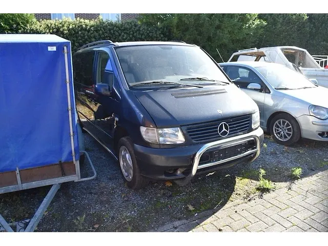 Auto dubbel gebruik mercedes viano v220cdi, type 638/2, variant ybf0, versie d4aab1, ch.nr. vsa63829413345784, bouwjaar 01.12.2000 (2 sleutels, boorddocumenten: inschrijvingsbewijs (verlopen), gelijkvormigheidsattest en schouwingsbewijs - afbeelding 22 van  33