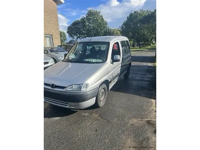 Auto dubbel gebruik - afbeelding 1 van  8