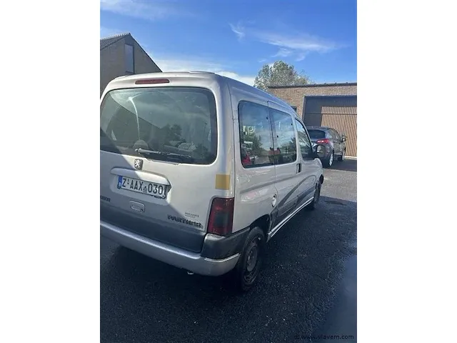 Auto dubbel gebruik - afbeelding 3 van  8