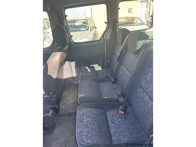 Auto dubbel gebruik - afbeelding 5 van  8