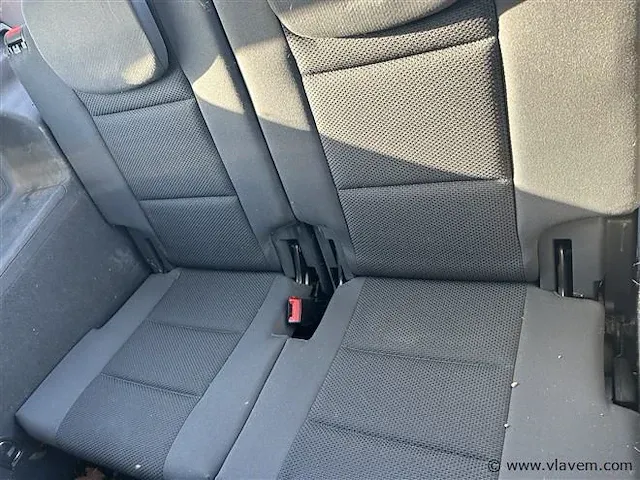 Auto dubbel gebruik - afbeelding 5 van  9