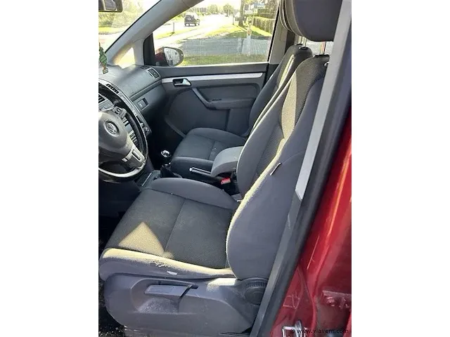 Auto dubbel gebruik - afbeelding 7 van  9