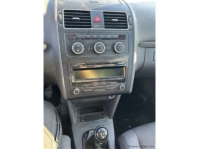 Auto dubbel gebruik - afbeelding 8 van  9