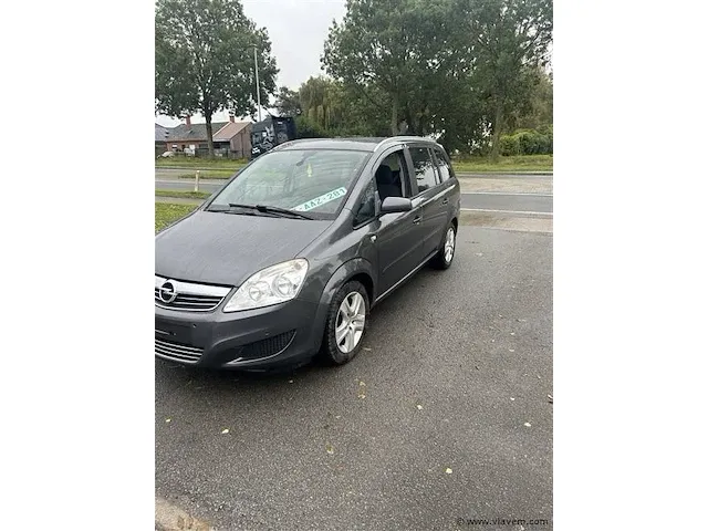Auto dubbel gebruik - afbeelding 1 van  11
