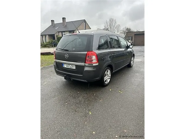 Auto dubbel gebruik - afbeelding 5 van  11