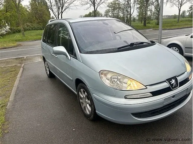 Auto dubbel gebruik - afbeelding 4 van  11
