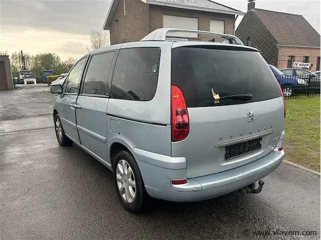 Auto dubbel gebruik - afbeelding 6 van  11