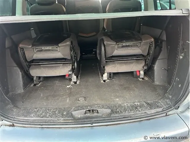 Auto dubbel gebruik - afbeelding 7 van  11