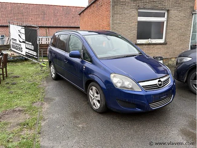 Auto dubbel gebruik - afbeelding 2 van  7