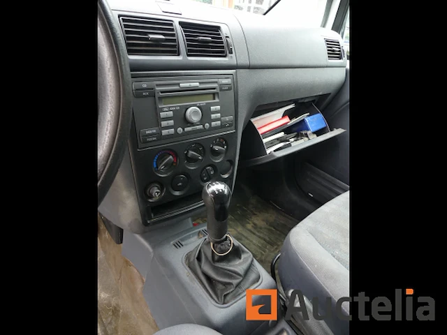Auto ford connect lichte vrachtwagen (2008-136.067 km) - afbeelding 7 van  18