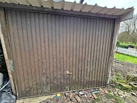 Auto garage