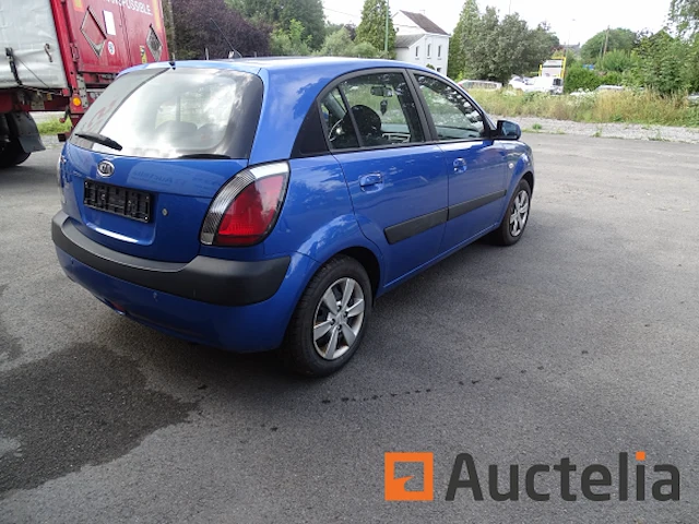 Auto kia rio - afbeelding 40 van  56