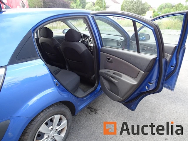 Auto kia rio - afbeelding 47 van  56