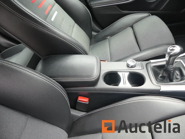 Auto mercedes-benz a 180 (2018-96.204 km-vin:wdd1760121j776850) - afbeelding 3 van  43