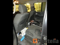 Auto nissan navara 2.5 (2012-237.396 km) - afbeelding 4 van  24