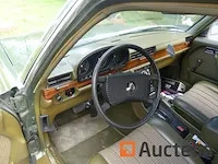 Auto oldtimer mercedes-benz 450 se (1977-217.521 km)