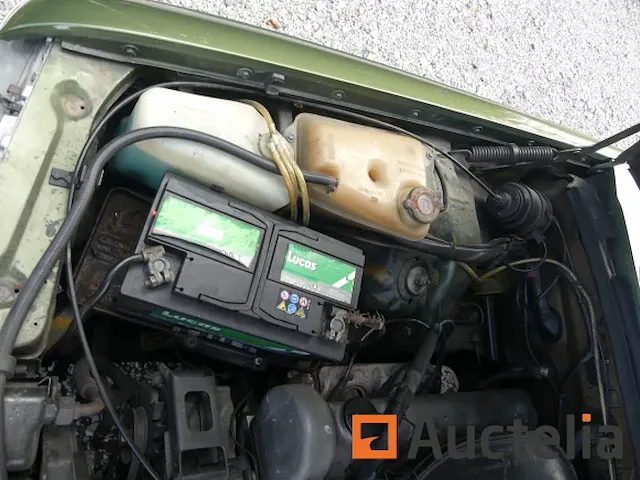 Auto oldtimer mercedes-benz 450 se (1977-217.521 km) - afbeelding 13 van  21